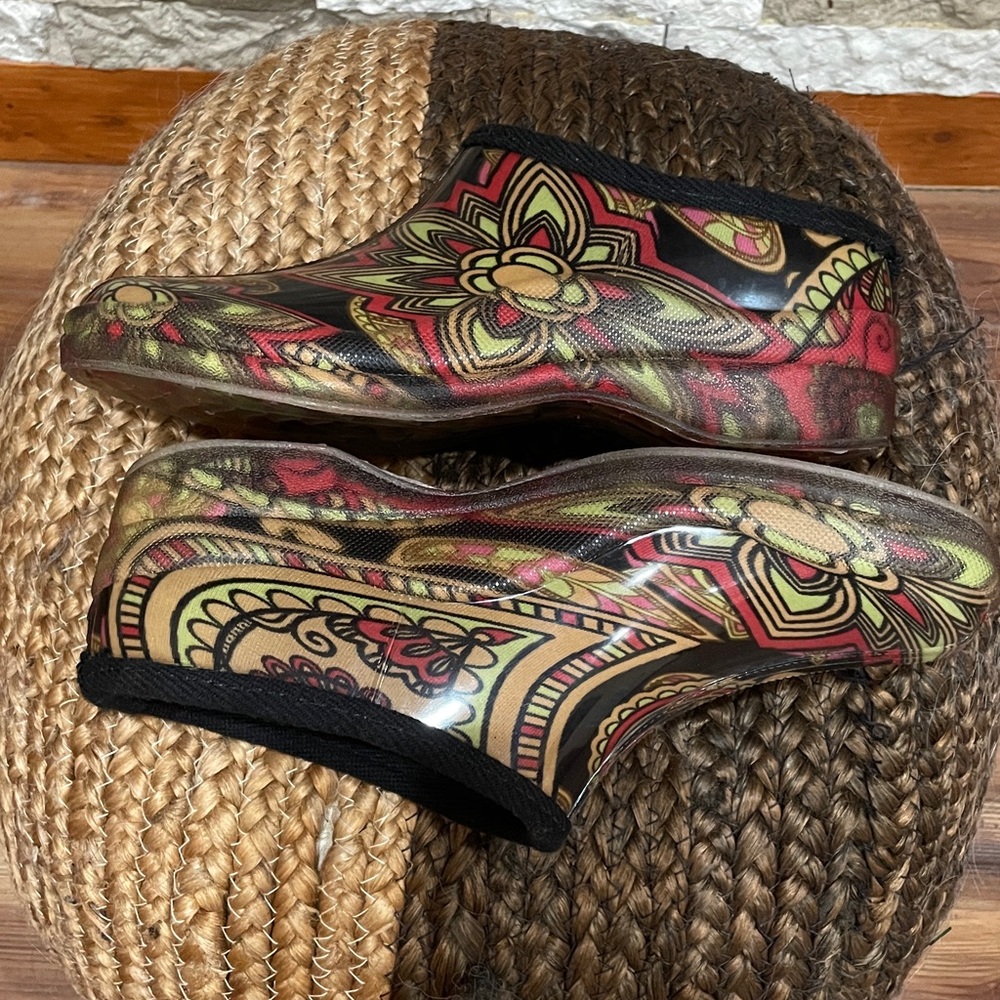 GARDEN CLOGS Colorful Pattern Women’s Sz 9 - Picture 6 of 8